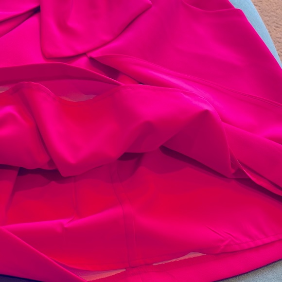 NWT BCBGMAXZRIA Dress - Picture 10 of 10